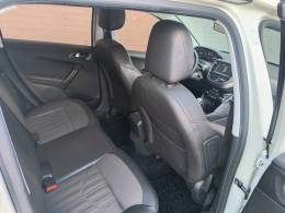 PEUGEOT - 2008 - 2015/2016 - Branca - R$ 58.900,00