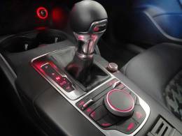 AUDI - A3 - 2013/2014 - Branca - R$ 76.900,00