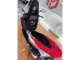 HONDA - PCX - 2018/2018 - Prata - R$ 15.900,00