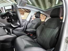 PEUGEOT - 208 - 2015/2016 - Branca - R$ 55.900,00