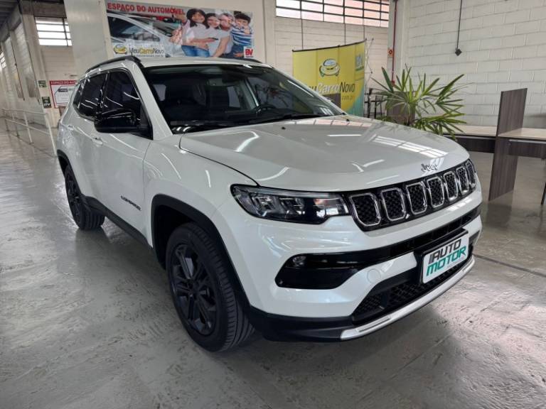 JEEP - COMPASS - 2022/2022 - Branca - R$ 131.900,00