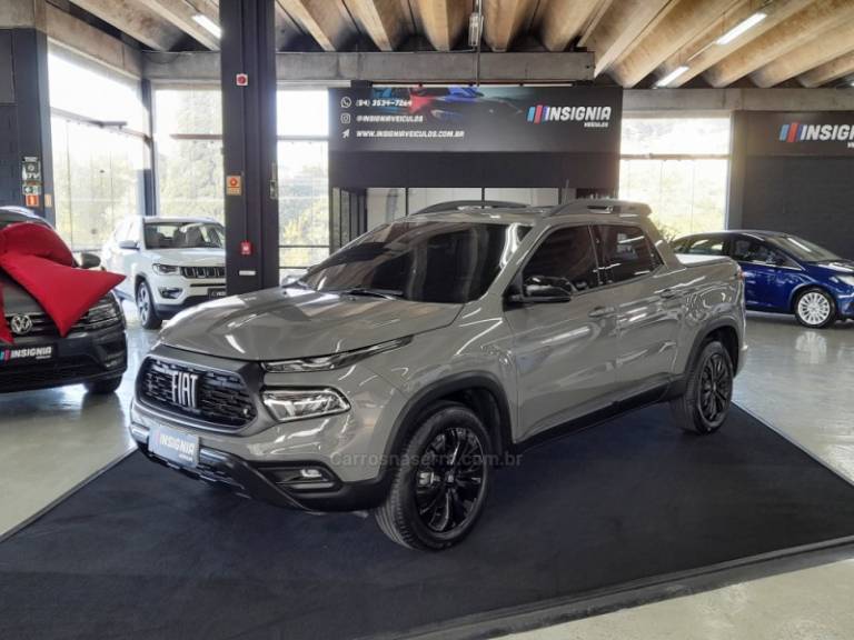 FIAT - TORO - 2023/2023 - Cinza - R$ 138.900,00