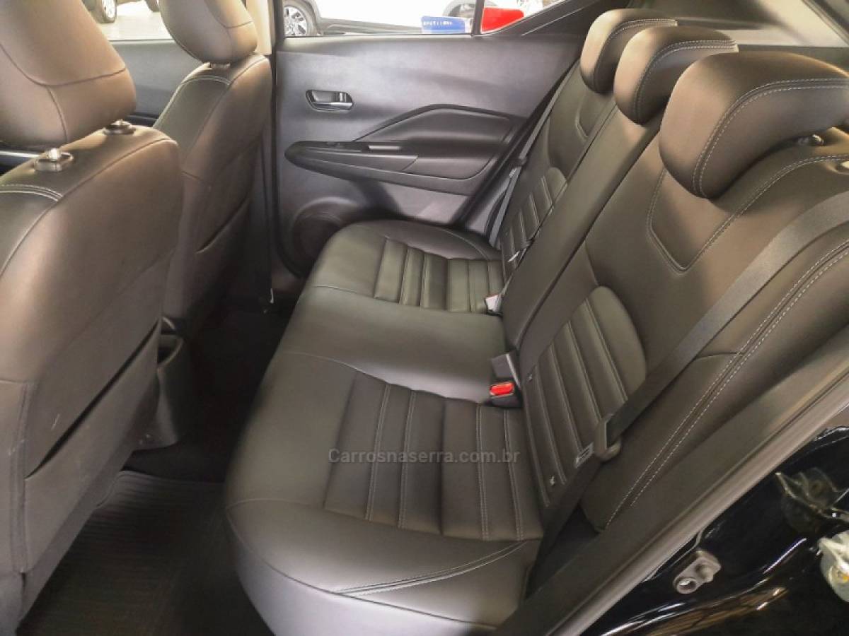 NISSAN - KICKS - 2021/2022 - Preta - R$ 97.900,00