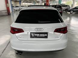 AUDI - A3 - 2013/2014 - Branca - R$ 95.900,00