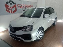 TOYOTA - ETIOS - 2019/2020 - Branca - R$ 61.900,00