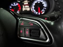 AUDI - A3 - 2015/2016 - Branca - R$ 114.900,00