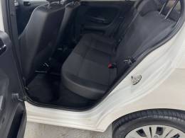 VOLKSWAGEN - VOYAGE - 2021/2021 - Branca - R$ 56.900,00