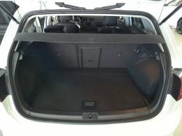 VOLKSWAGEN - GOLF - 2017/2017 - Branca - R$ 99.900,00