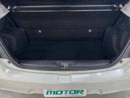TOYOTA - ETIOS - 2018/2018 - Branca - R$ 72.900,00