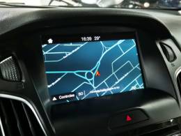 FORD - FOCUS - 2017/2017 - Preta - R$ 74.900,00