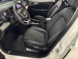 FIAT - FASTBACK - 2023/2023 - Branca - R$ 111.900,00