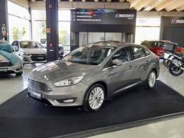 FORD - FOCUS - 2015/2016 - Cinza - R$ 69.900,00