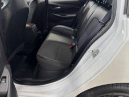CHEVROLET - ONIX - 2024/2024 - Branca - R$ 93.900,00