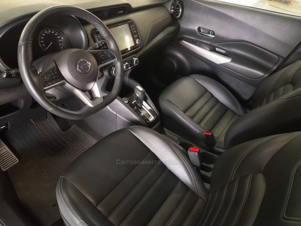 NISSAN - KICKS - 2021/2022 - Preta - R$ 97.900,00