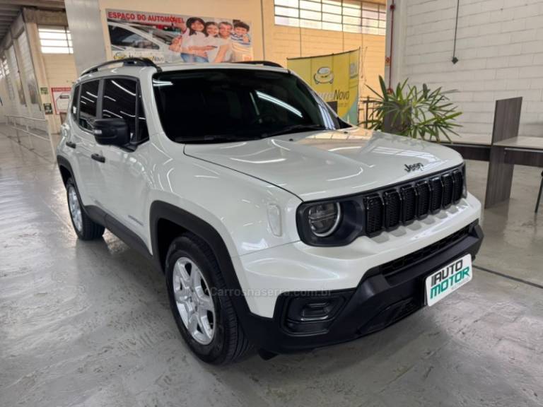 JEEP - RENEGADE - 2023/2023 - Branca - R$ 103.900,00