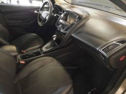 FORD - FOCUS - 2015/2016 - Cinza - R$ 69.900,00