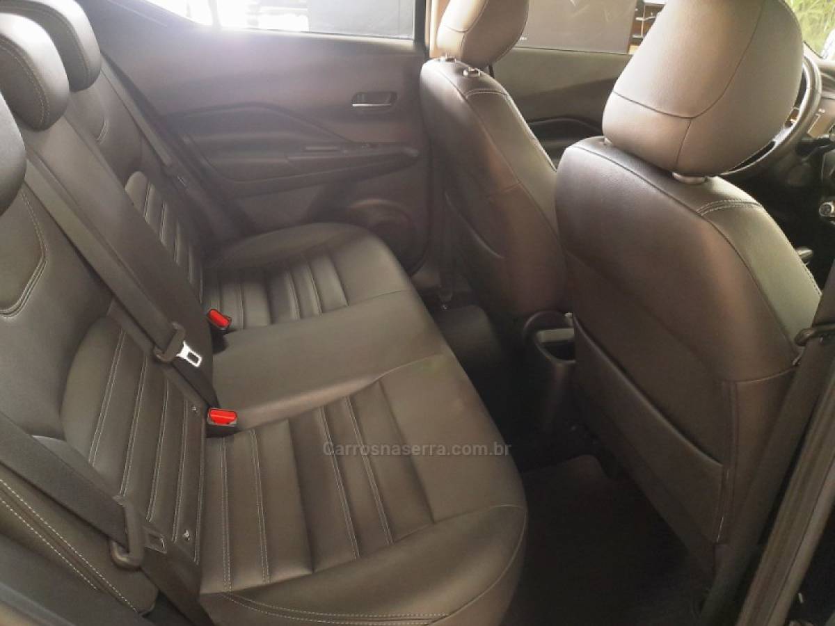NISSAN - KICKS - 2021/2022 - Preta - R$ 97.900,00
