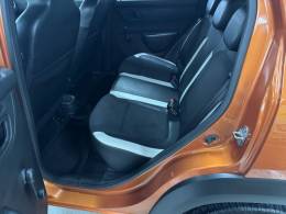 RENAULT - KWID - 2018/2018 - Laranja - R$ 41.900,00