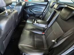 FORD - FOCUS - 2018/2019 - Cinza - R$ 87.900,00