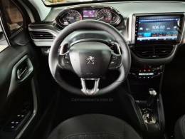PEUGEOT - 208 - 2015/2016 - Branca - R$ 55.900,00
