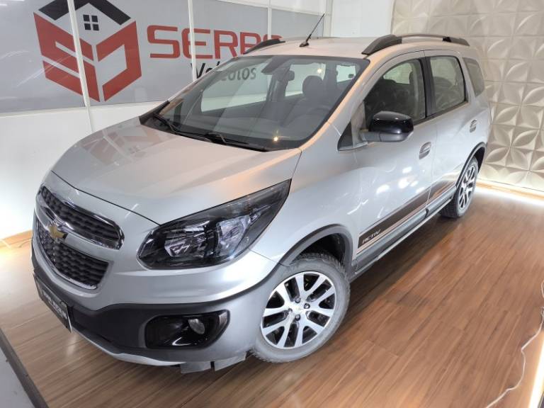 CHEVROLET - SPIN - 2017/2018 - Prata - R$ 69.900,00