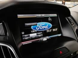 FORD - FOCUS - 2016/2016 - Cinza - R$ 64.900,00