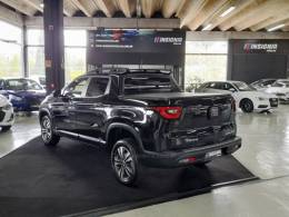 FIAT - TORO - 2022/2023 - Preta - R$ 119.900,00