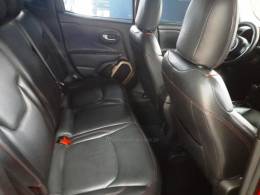 JEEP - RENEGADE - 2015/2016 - Vermelha - R$ 68.900,00