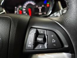 CHEVROLET - TRACKER - 2017/2018 - Branca - R$ 88.900,00