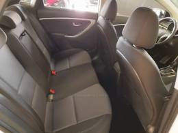 HYUNDAI - I30 - 2014/2015 - Branca - R$ 71.900,00