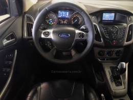 FORD - FOCUS - 2014/2015 - Cinza - R$ 56.900,00