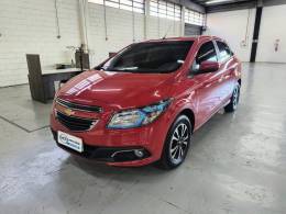 CHEVROLET - ONIX - 2014/2015 - Vermelha - R$ 59.900,00