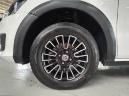 VOLKSWAGEN - SAVEIRO - 2014/2015 - Branca - R$ 47.900,00