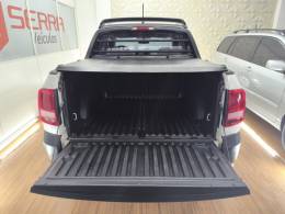 VOLKSWAGEN - SAVEIRO - 2017/2018 - Branca - R$ 63.900,00
