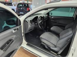 VOLKSWAGEN - SAVEIRO - 2011/2012 - Branca - R$ 49.900,00