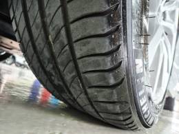 AUDI - A3 - 2015/2016 - Branca - R$ 114.900,00