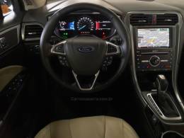 FORD - FUSION - 2015/2016 - Branca - R$ 92.900,00