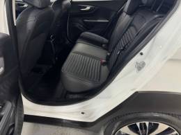 FIAT - FASTBACK - 2023/2023 - Branca - R$ 109.900,00