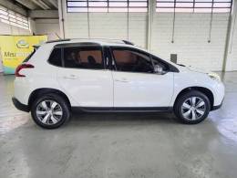 PEUGEOT - 2008 - 2015/2016 - Branca - R$ 58.900,00