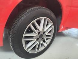 VOLKSWAGEN - GOL - 2012/2013 - Vermelha - R$ 21.000,00