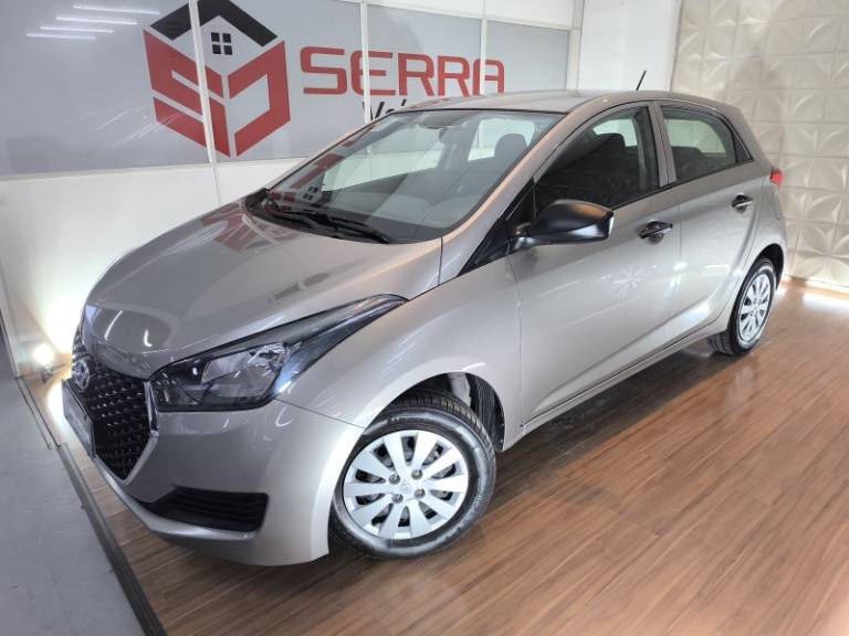 HYUNDAI - HB20 - 2018/2019 - Prata - R$ 55.900,00