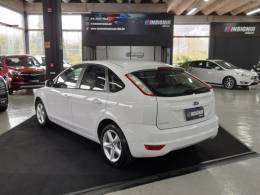 FORD - FOCUS - 2013/2013 - Branca - R$ 47.900,00