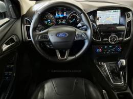 FORD - FOCUS - 2016/2016 - Prata - R$ 68.900,00
