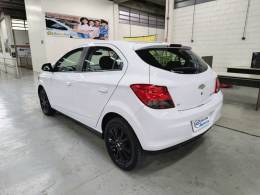 CHEVROLET - ONIX - 2014/2014 - Branca - R$ 54.900,00