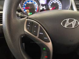HYUNDAI - I30 - 2014/2015 - Branca - R$ 71.900,00