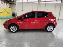 FIAT - PUNTO - 2015/2016 - Vermelha - R$ 47.900,00