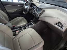 CHEVROLET - CRUZE - 2018/2018 - Vermelha - R$ 103.900,00