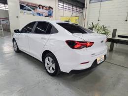 CHEVROLET - ONIX - 2023/2024 - Branca - R$ 89.900,00