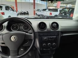 VOLKSWAGEN - SAVEIRO - 2011/2012 - Branca - R$ 49.900,00
