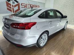 FORD - FOCUS - 2017/2017 - Prata - R$ 59.900,00